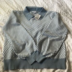 blue and white patterned sweater! *WITH TAGS!*